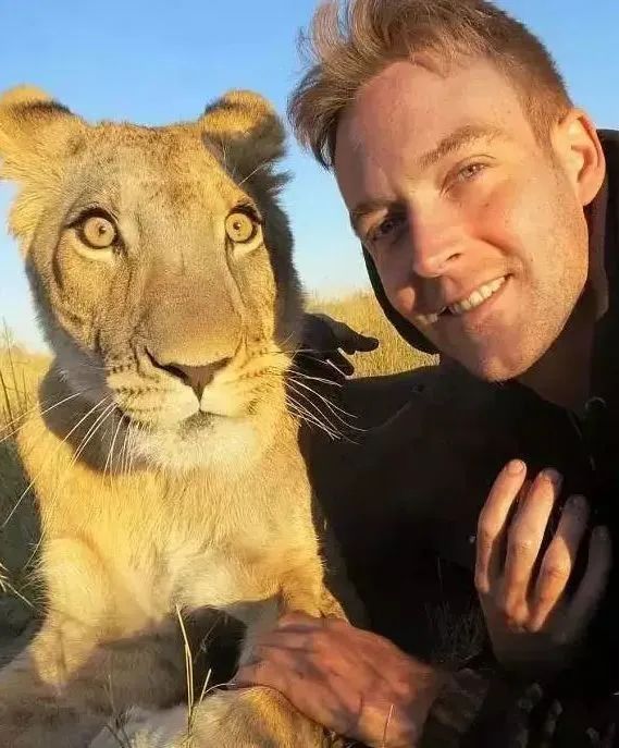 人与动物的情感，也可以情深至极-图片2