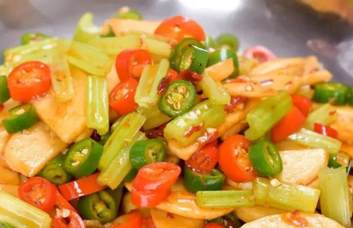 今日的“三菜一汤”已为你配备好，请多备米饭！-图片2