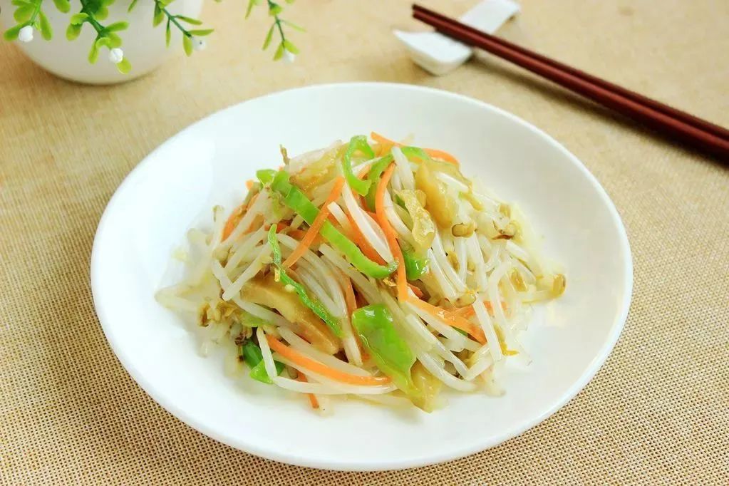 豆芽被称为“春季宝”，春天食用健脾又养肝-图片4